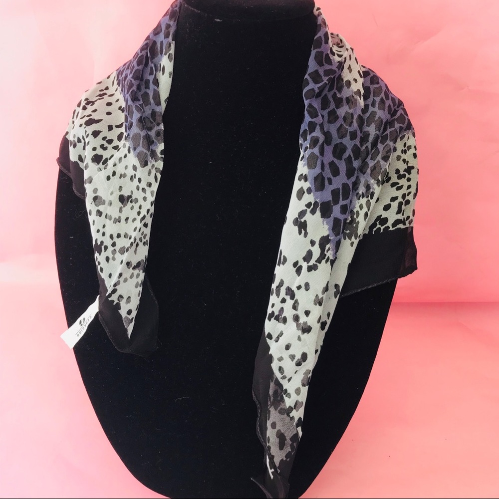 Vintage multicolored Georgiou rayon scarf - Picture 6 of 7